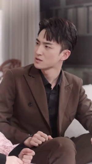 【终将散去的尾迹云】45集短剧高清画质随心看