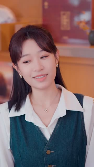 【闪婚后首富老公装穷上瘾】90集短剧高清在线观看