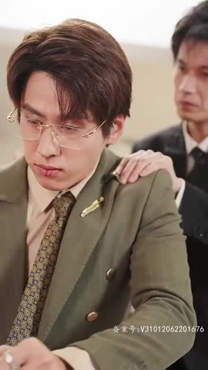 【霸情恶少的小逃妻】98集短剧手机平板都能看