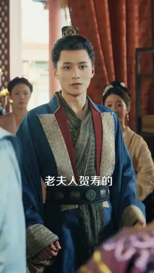 【露华浓】100集短剧盛宴，免费畅享每一刻