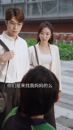 【热点女王】12集短剧独家策划看