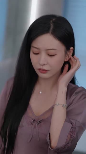 【刚毕业，被姐姐拉去闪婚】84集高清短剧免费看