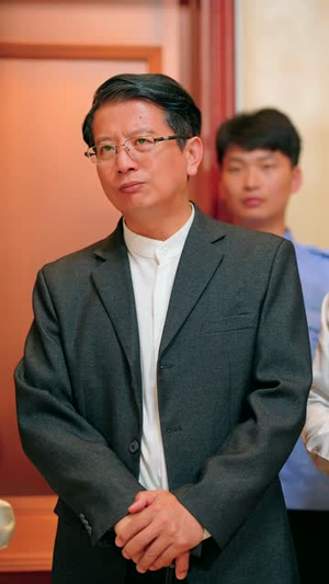 小孤女竟是江家真千金（58集）演员表