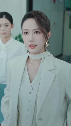 【商战女王只谋权不谋爱&中秋月她只谋局不谋圆】77集免费短剧在线观看